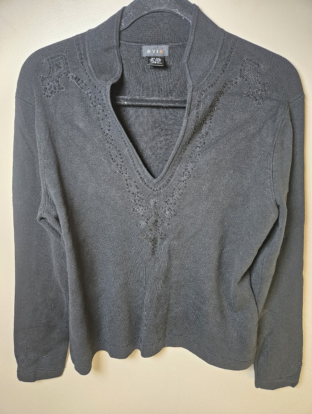 Evie Black Beaded Silk Viscose Soft Stretch Fall Vneck Sweater Large Office